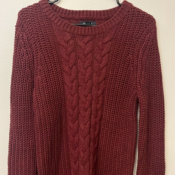 Nautica Cable knit sweaterer - Picture 9 of 10